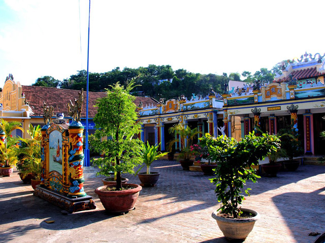 Temple Phuong Sai