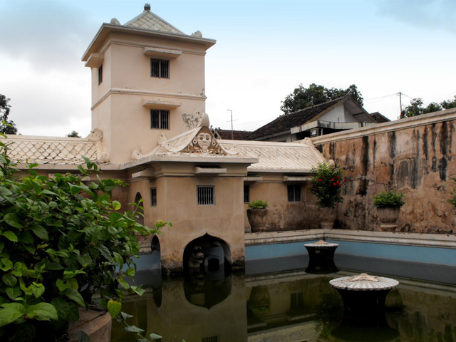 Bathing complex