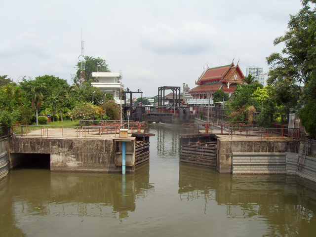 Thewet Canal