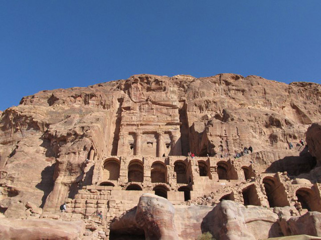 Urn Tomb