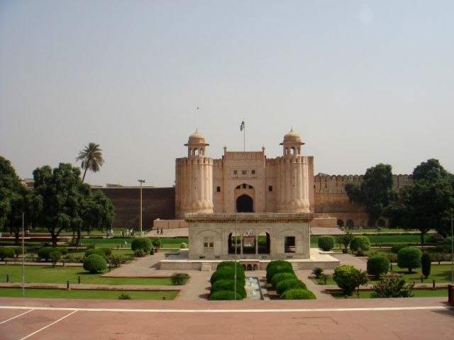 Alamghiri Gate