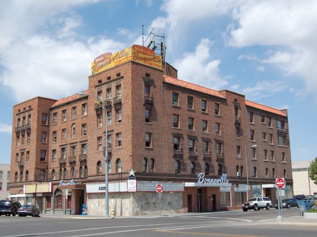 Bonneville Hotel