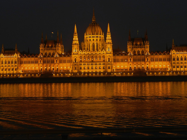 Parlament-Budapest