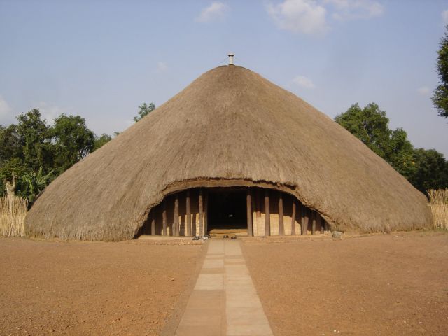 Tombeaux des rois du Buganda à Kasubi