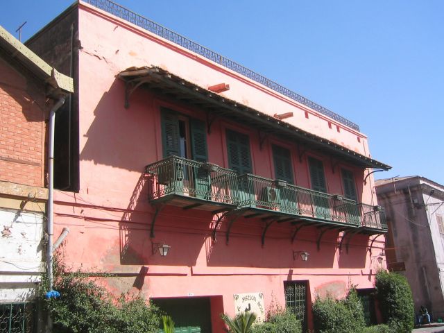 Maison Rose