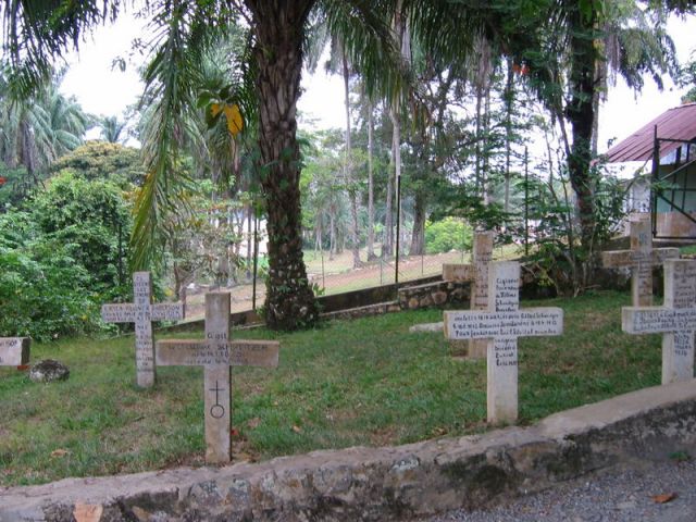 Schweitzer tomb