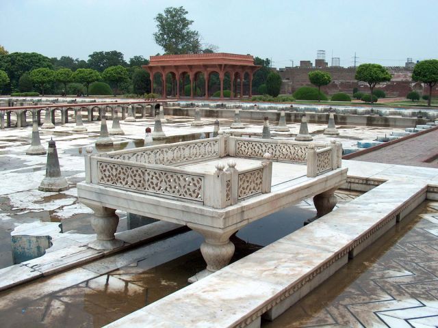 Marble enclosure