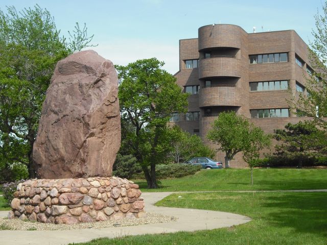 Shunganunga Boulder