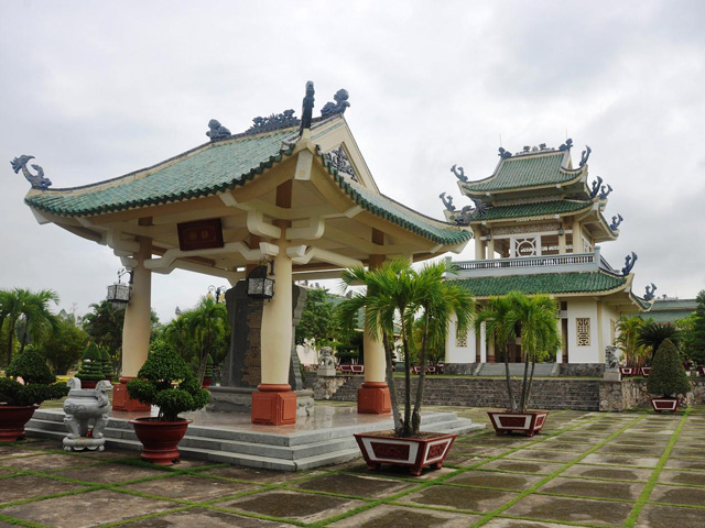 Traditional Stele House