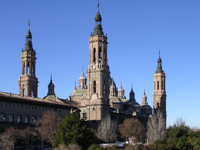 Basilique de Nuestra Señora del Pilar