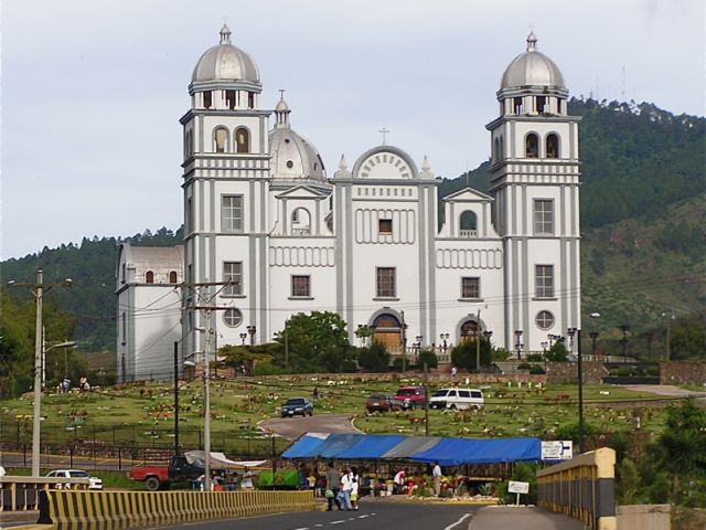 Basilica of the Virgin of Suyapa