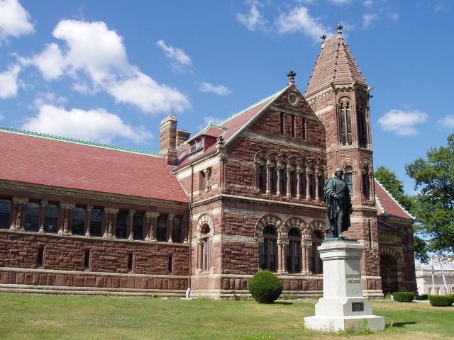 Benjamin Thompson Statue