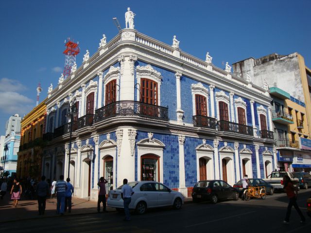 Casa de los Azulejos