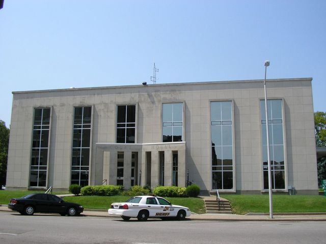 Daviess County Courthouse