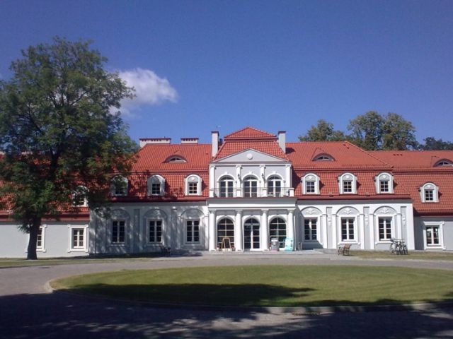 Domaniowski Palace