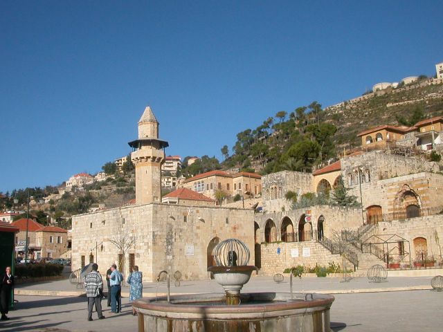 Deir-el-Qamar