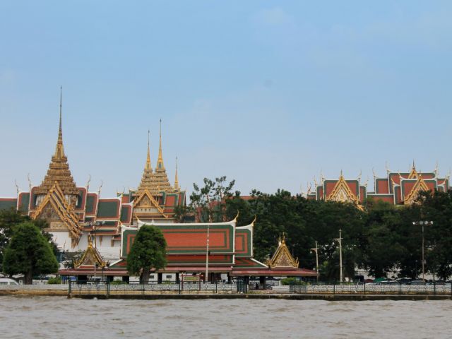 Grand Palais depuis la rivière Chao Phraya