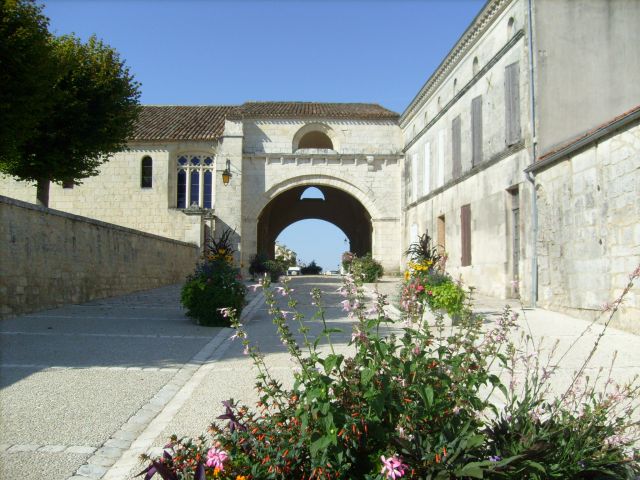 Pons (Charente-Maritime)