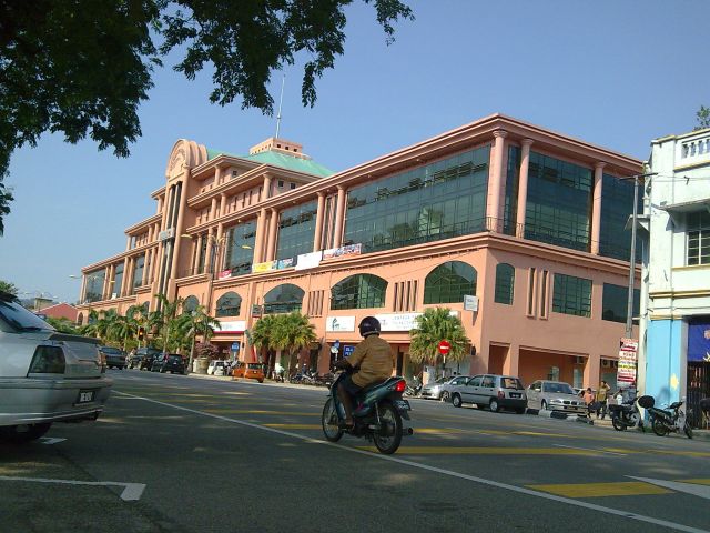 Mahkota Square