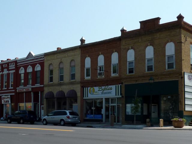 Commercial District