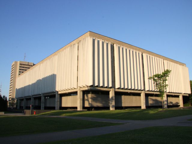 Pavillon Jean-Charles-Bonenfant