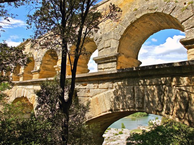 Voûtes du pont du Gard
