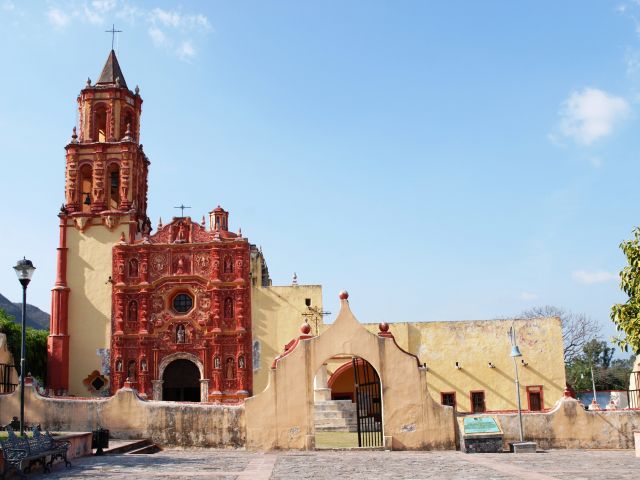 Santa Maria del Agua de Landa