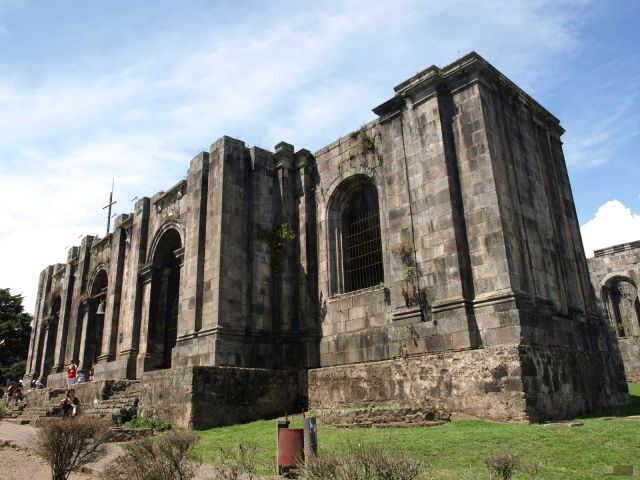 Santiago Apostol Parish Ruins