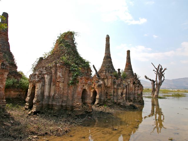Sagar stupas