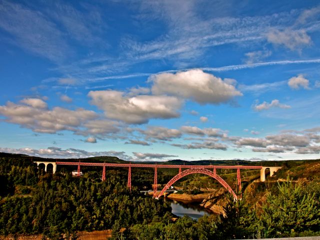 Vue du viaduc de Garabit