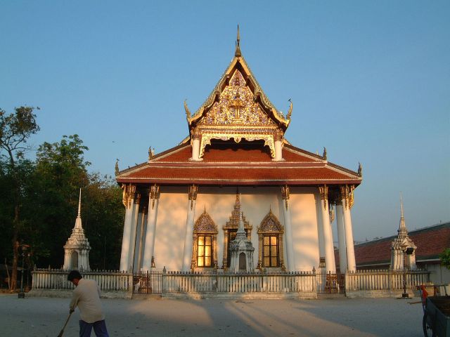 Wat Phra Baromathat