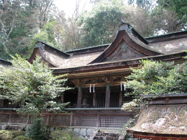 Yoshino Mikumari Shrine