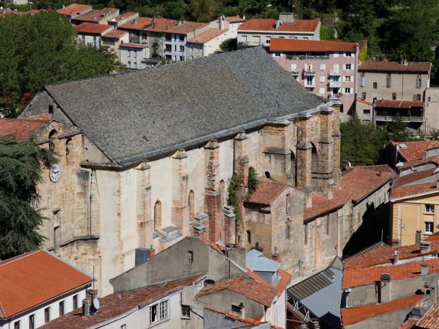 Vue de l'abbatiale Saint-Volusien