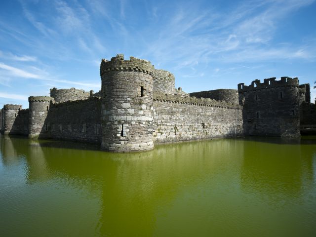 Murs du château de Beaumaris