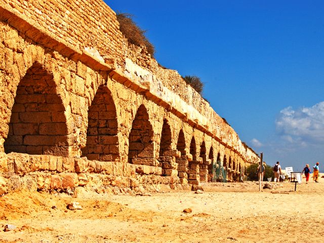 Aqueduc romain de Césarée