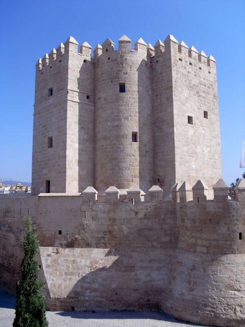 Tour de la Calahorra