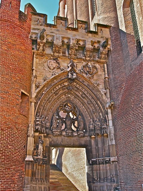 Porte d'entrée de la cathédrale Sainte-Cécile d'Albi