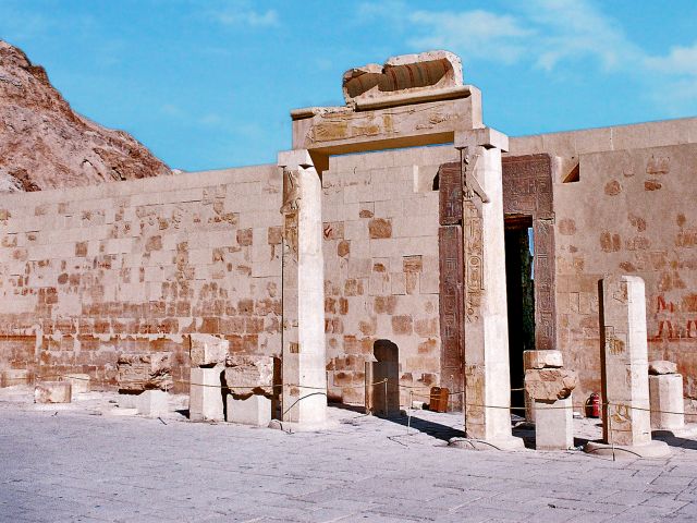 Vue intérieur du temple de Hatshepsout