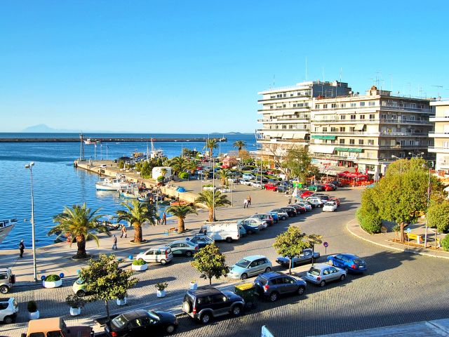 Port de Kavala tôt le matin