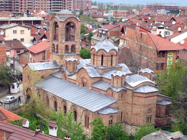 Vue de l'église de la Vierge de Leviša