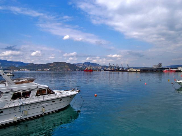 Port de Volos