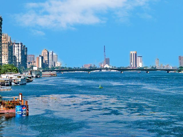 Pont Qasr al-Nil au Caire