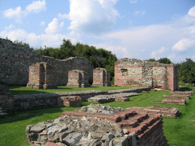 Ruines du palais Felix Romuliana