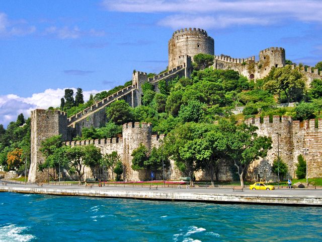 Rumeli Hisarı vu depuis le Bosphore