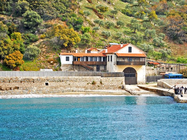 Port du monastère de Hilandar