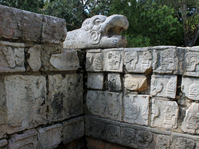 Tzompantli, Chichén Itzá