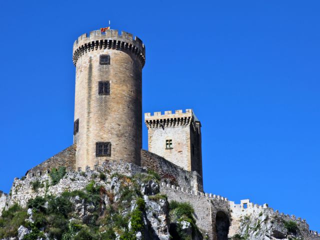 Tour Ronde et tour Carrée