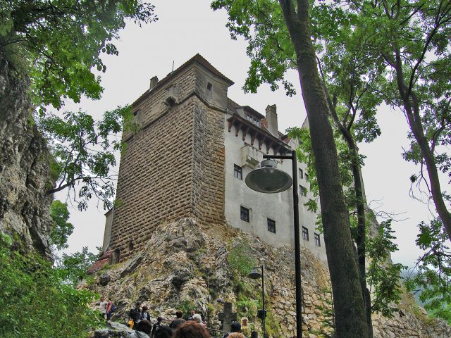 Vue depuis le chemin principal, château de Bran