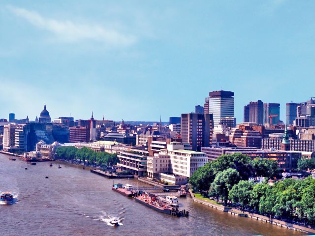 Vue de Londres depuis le Tower Bridge