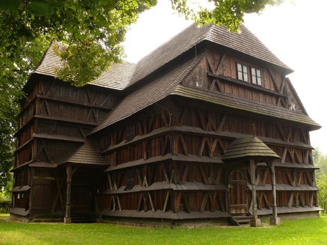 Église en bois de Hronsek